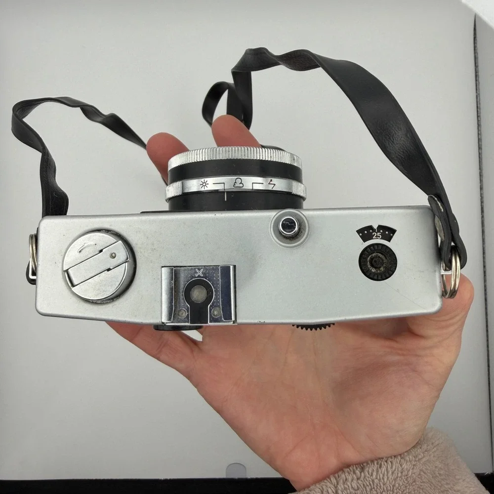 Ansco 35 Film Camera Unisex OS Silver‎ Good Vintage 45mm Lens Case Manual